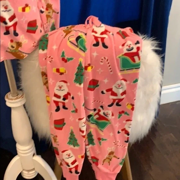 Girls Christmas pajamas - Picture 2 of 3